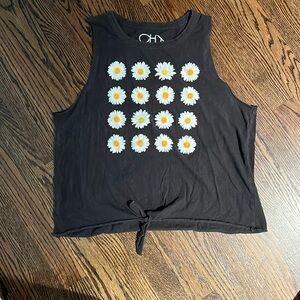 Chaser Daisy self cut crop black tie tee. Size L